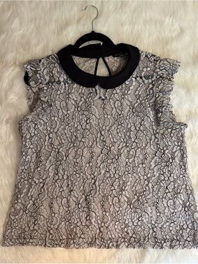 City Chic Cream Lace Sleeveless Top with Black Peter Pan Collar Small/16